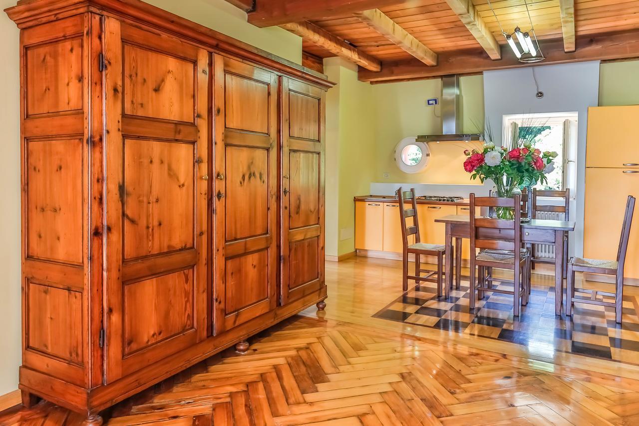 La Villa Di Elena Вербания Екстериор снимка